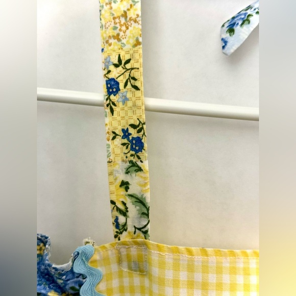 Children’s Yellow & White Check & Floral Apron - Picture 8 of 12